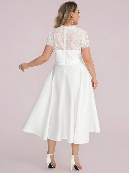 pretty HARLEY|Plus Size V-neck Lace Bodice A-line Cocktail Dress with Pockets