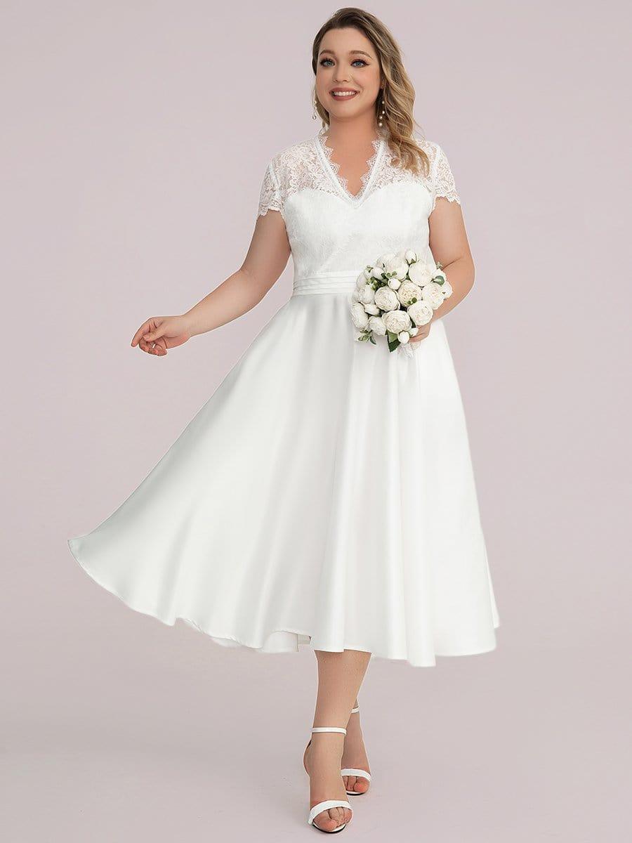 pretty HARLEY|Plus Size V-neck Lace Bodice A-line Cocktail Dress with Pockets