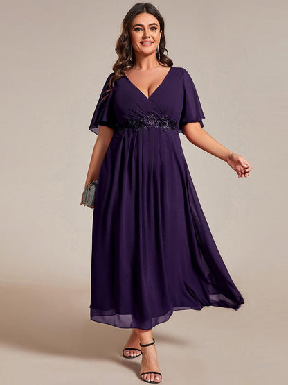 pretty DAHLIA|Plus Size Elegant Short Sleeves V-Neck Floral Applique Wedding Guest Dress