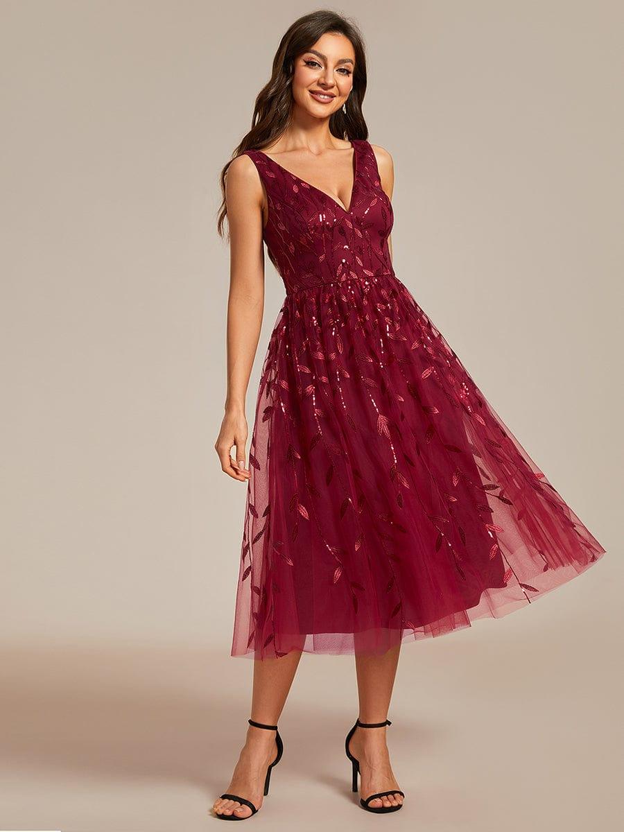 ever ROUX|V-Neck Leaf Sequined Sleeveless A-Line Midi Wedding Guest Dress