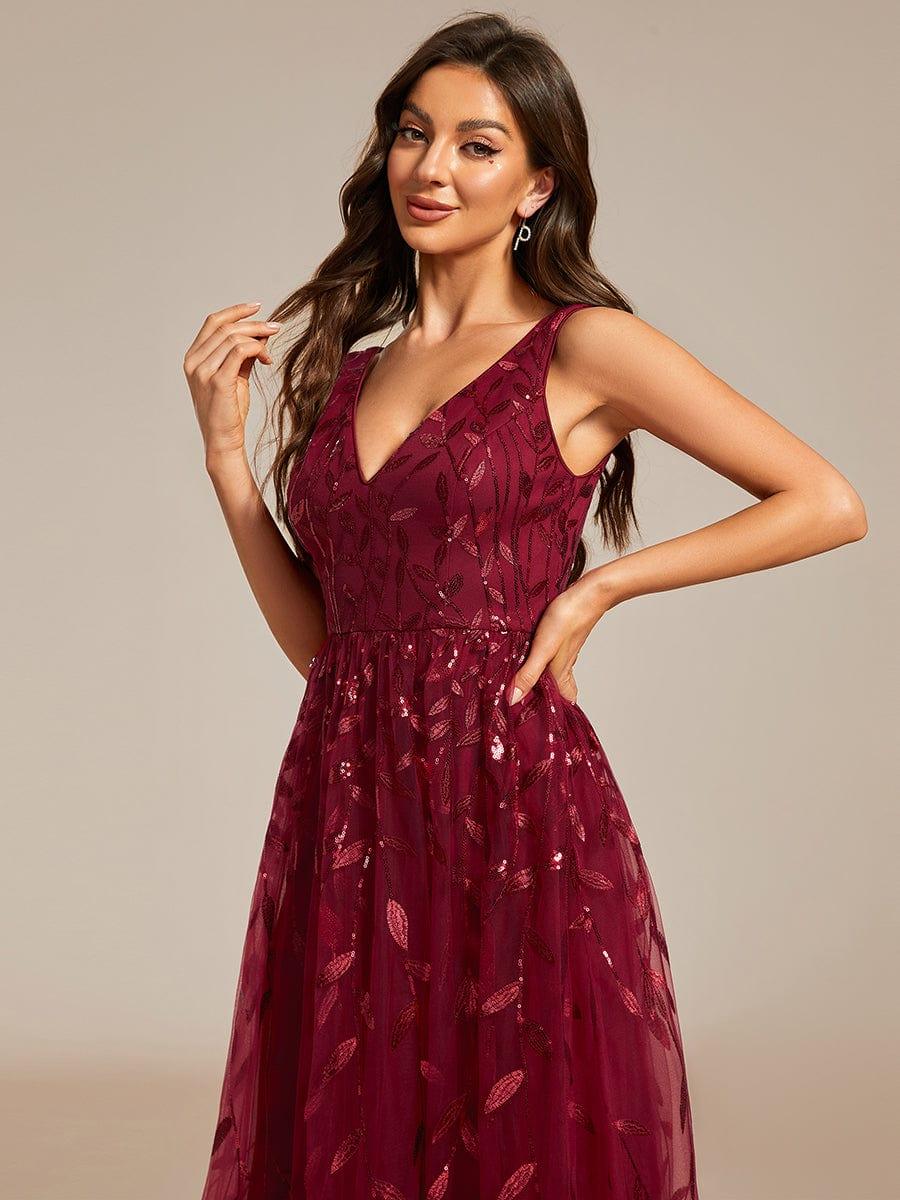 ever ROUX|V-Neck Leaf Sequined Sleeveless A-Line Midi Wedding Guest Dress