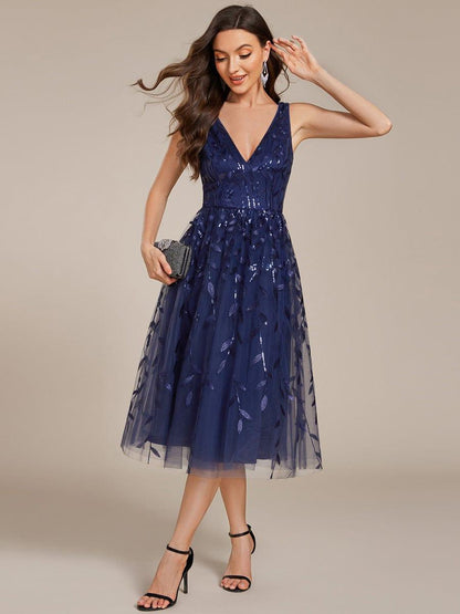 ever ROUX|V-Neck Leaf Sequined Sleeveless A-Line Midi Wedding Guest Dress