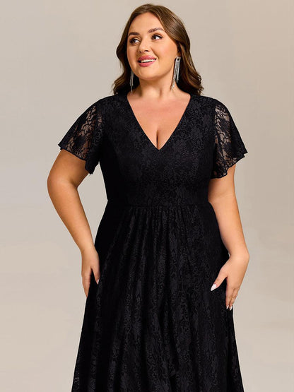 pretty PALOMA|Plus Size Short Sleeves V-Neck A-Line Lace Midi Wedding Guest Dress