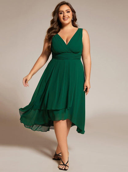 pretty AUGUST|Plus Size Pleated Sleeveless V-Neck Midi Chiffon Wedding Guest Dress
