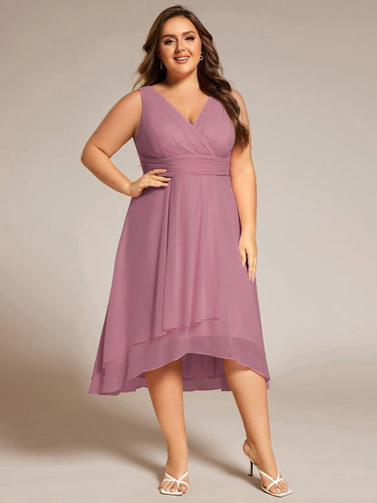 pretty AUGUST|Plus Size Pleated Sleeveless V-Neck Midi Chiffon Wedding Guest Dress