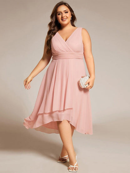 pretty AUGUST|Plus Size Pleated Sleeveless V-Neck Midi Chiffon Wedding Guest Dress