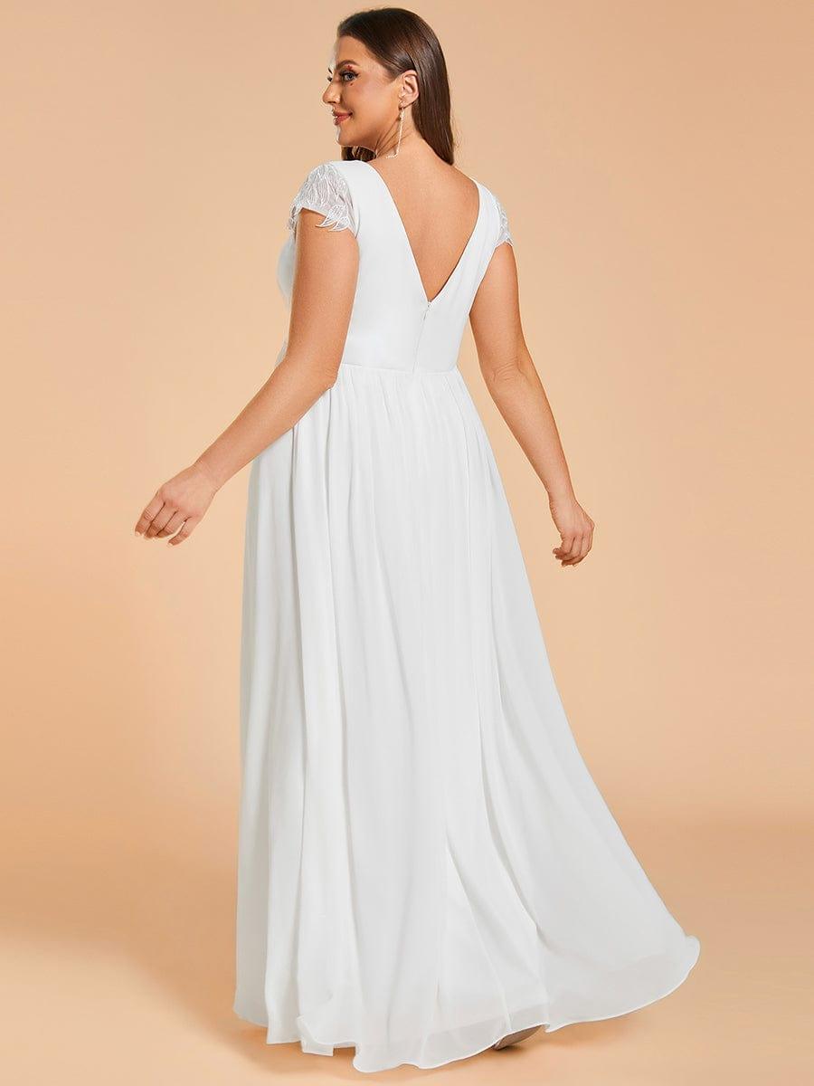 Plus Size Sleeveless V-Neck Chiffon Wedding Dresses