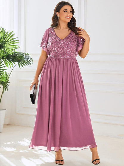 pretty HAZEL|Plus Size V-Neck Short Sleeve Sequin Bodice Mother of the Bride Dress