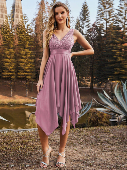 ever COSTA|Deep V-Neck Lace Chiffon Bridesmaid Dress with Asymmetrical Hem