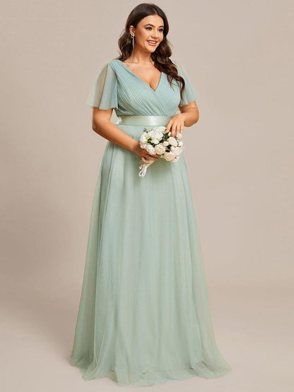 pretty MISTE|Women's Floor-Length Plus Size Formal Bridesmaid Dress with Short Sleeve