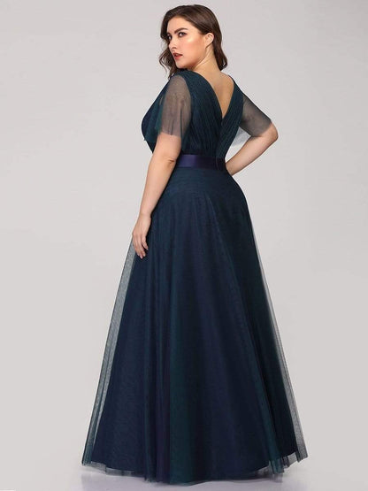 pretty MISTE|Women's Floor-Length Plus Size Formal Bridesmaid Dress with Short Sleeve