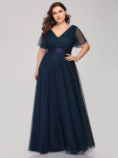 pretty MISTE|Women's Floor-Length Plus Size Formal Bridesmaid Dress with Short Sleeve