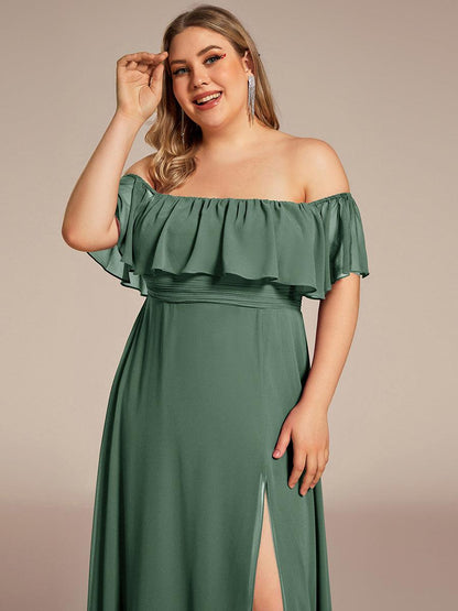 ever ÉMILE|Plus Size Off the Shoulder Formal Bridesmaid Dress with Thigh Split