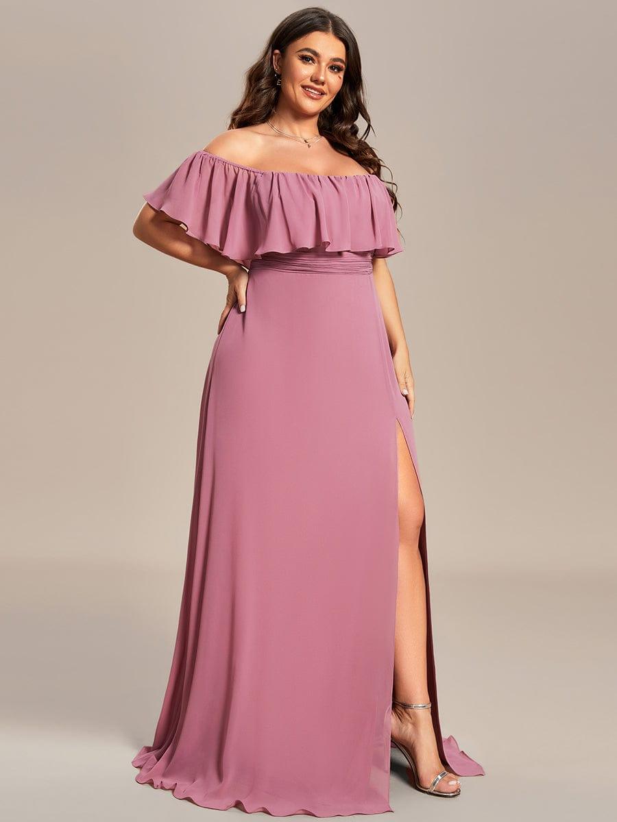 ever ÉMILE|Plus Size Off the Shoulder Formal Bridesmaid Dress with Thigh Split