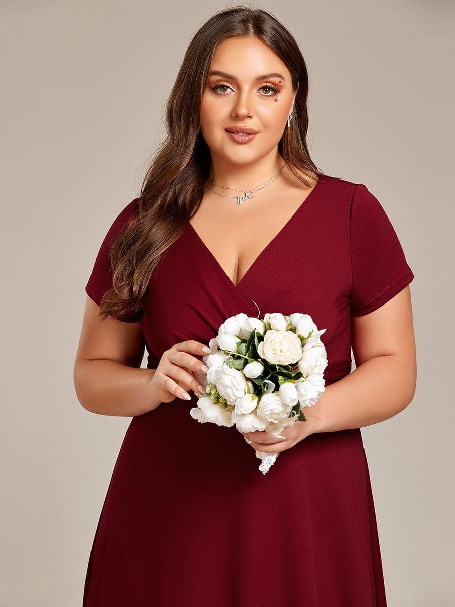pretty TÉRESA|Plus Size Pleated V-Neck Short Sleeves Empire Waist A-Line Bridesmaid Dress