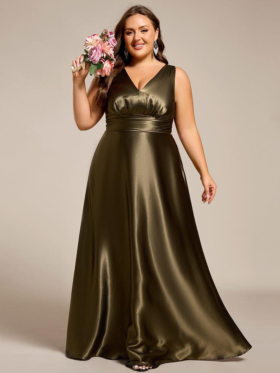 pretty INDY|Plus Size Satin Empire Waist Maxi Bridesmaid Dress with Pockets